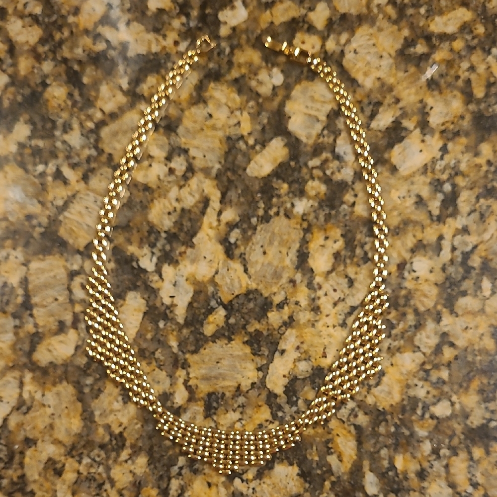 Elegant Necklace